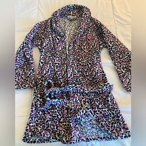 Victoria’s Secret fuzzy pink and black leopard print robe